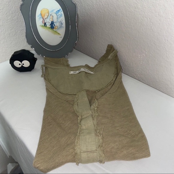 Free People green distressed tank top - Picture 4 of 7